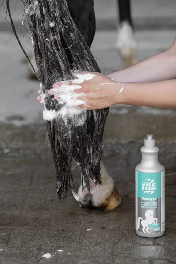 MAGICBRUSH  SHAMPO MED HVETEPROTEIN 1L